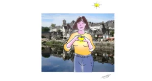 Illustration d’une femme souriante tenant un cœur lumineux devant la ville d’Argentat-sur-Dordogne, symbole d’écoute, de solidarité et de soutien aux femmes.