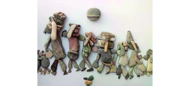 Sculpture de galets de Nizar Ali Badr pour « Corrèze Terre d’accueil »