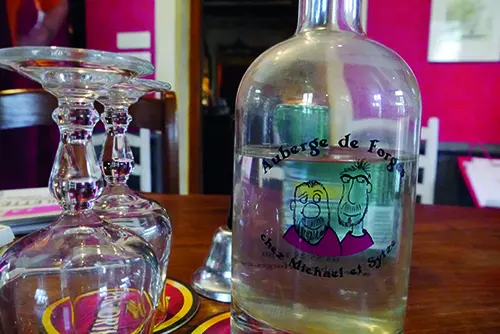 Voyage local : un bistrot qui rouille