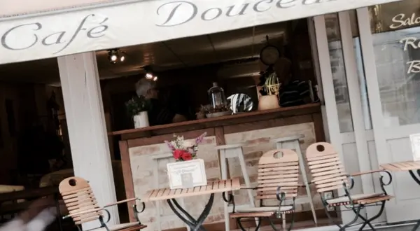 Le Café Douceur, à Beaulieu-sur-Dordogne