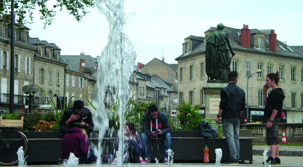 Place aux jeunes à Brive-la-Gaillarde