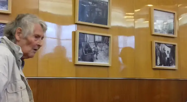 Le panneau en hommage à Monique Hervo